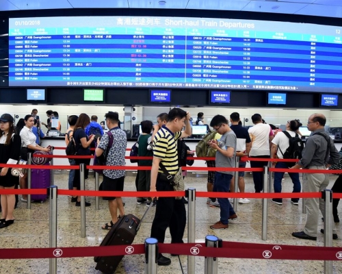 高鐵將暫停下月11日起往來香港西九龍及上海虹橋的車票預售服務。資料圖片