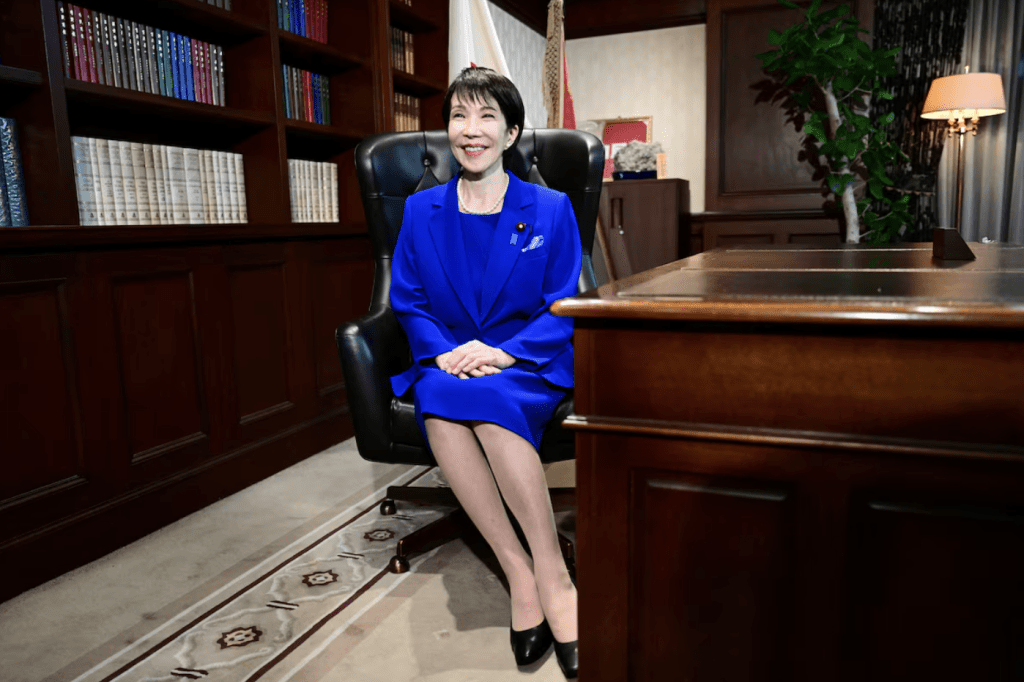 即將出任日本首相的執政自民黨總裁高市早苗，據報正考慮放棄在本月中前往靖國神社參拜。路透社
