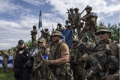 為烏克蘭陣營而戰的俄羅斯志願軍呼籲瓦格納僱傭兵倒戈,為普里戈任之死報仇。美聯社