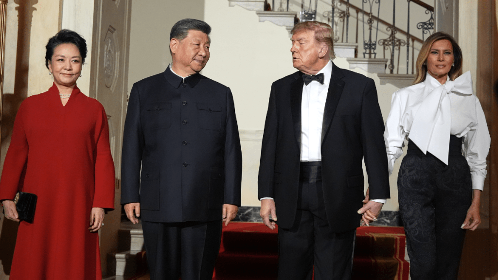 国家主席习近平与夫人彭丽媛出席特朗普所设的国宴。美联社