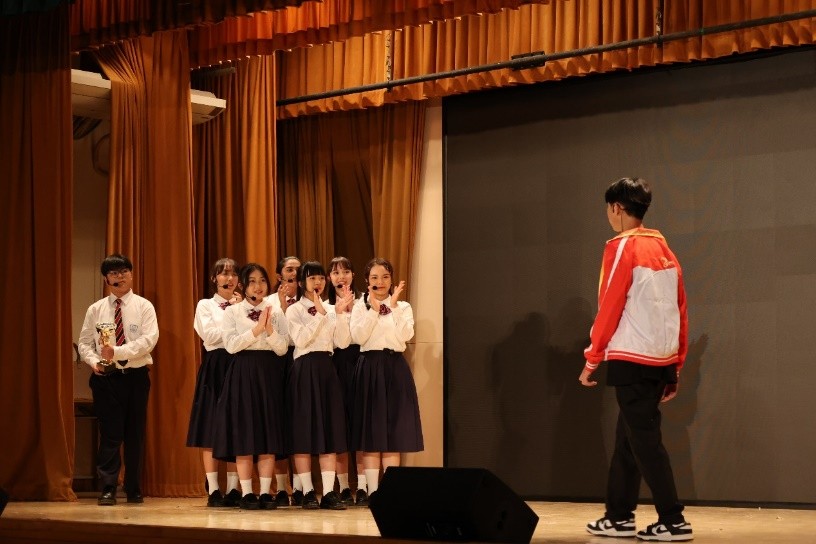 音樂劇體現天水圍香島中學「以人為本」的教育理念，為同學提供發揮潛能的平台，讓他們能發光發亮。