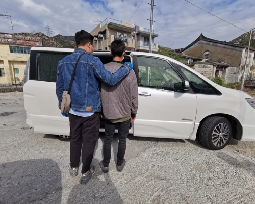 一名男子涉嫌販毒被拘捕。