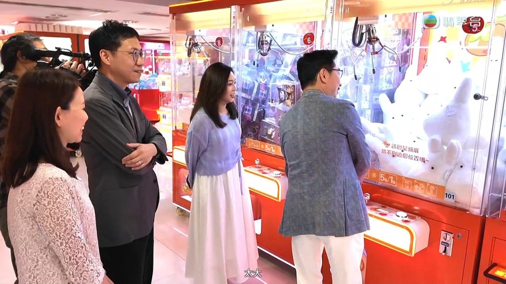 邀得中大醫學院院長趙偉仁醫生擔任個案主角。