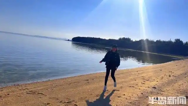 青島女子因緣際會買下日本沖繩70萬平方米小島，網上爆紅。（半島都市報）