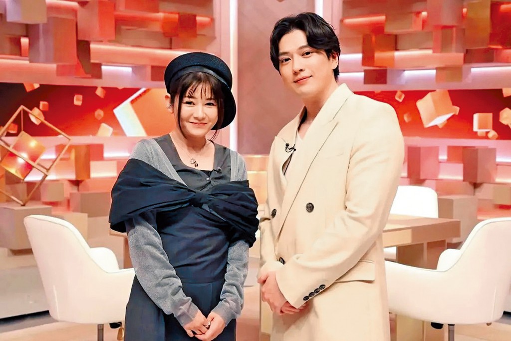 真木陽子不諱言真劍佑飾演卓洛一角,令她有受孕的感覺,其言論遭狠批。