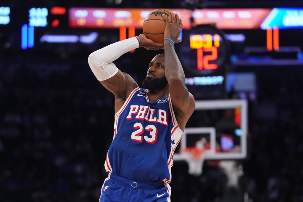 特朗普公开批评NBA球星勒邦占士。美联社 特朗普公开批评NBA球星勒邦占士。美联社