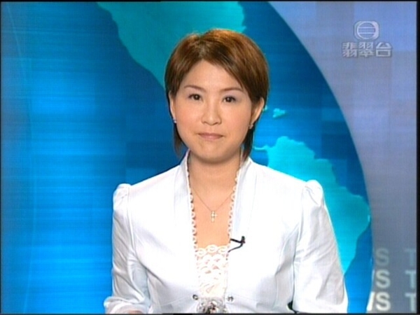 李家文在2000年時升任TVB新聞部高級記者。
