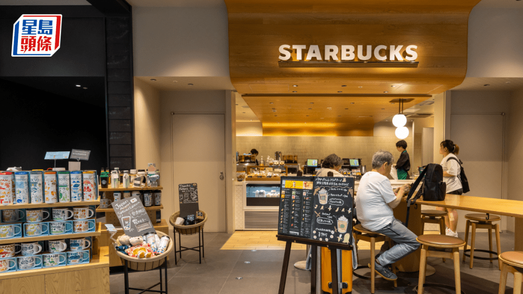 星巴克否認完全出售中國業務,重申市場有巨大潛力。