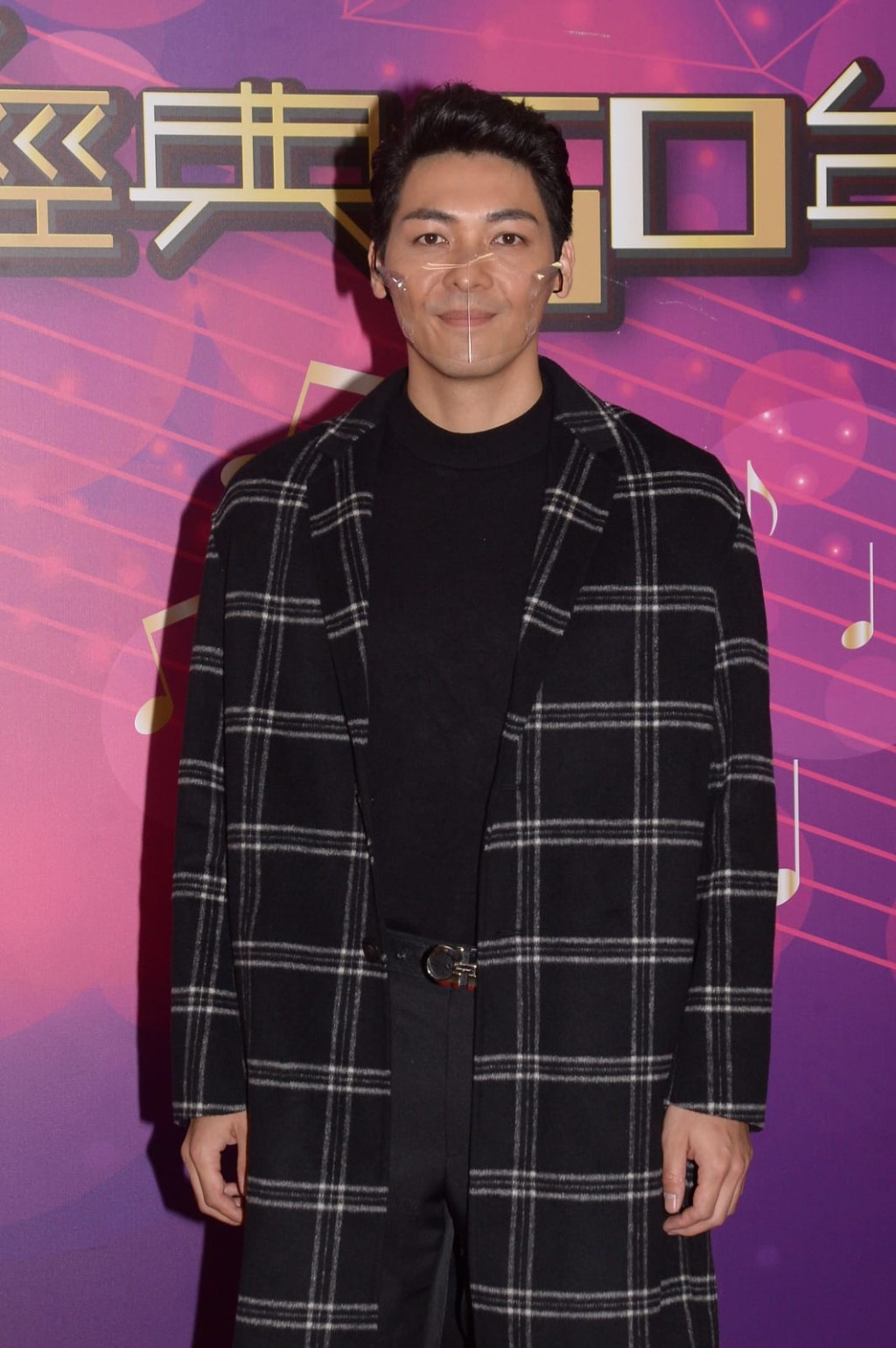 羅孝勇人逢喜事精神爽。