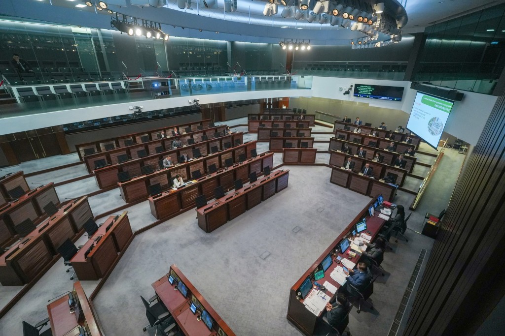 新一屆立法會司法及法律事務委員會今早進行政策簡報會。林定國fb