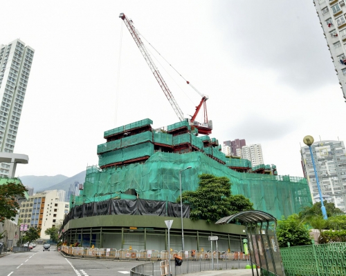 興建中的綠置居項目柴灣道388號蝶翠苑。 資料圖片