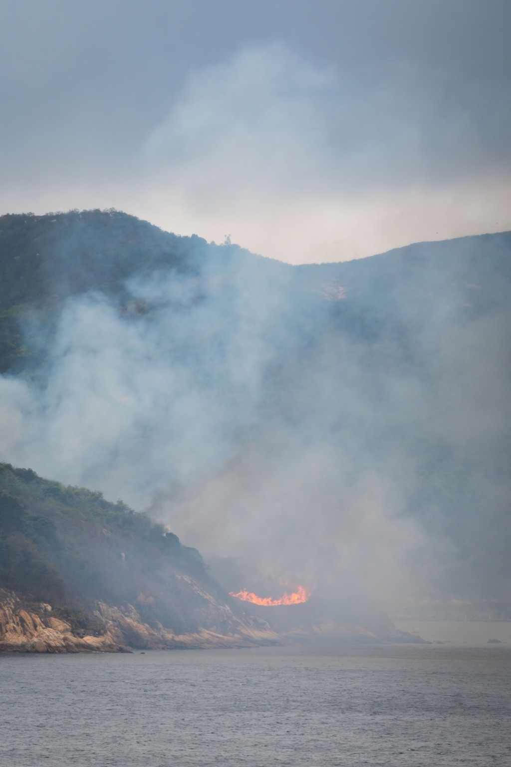 南丫島鹿洲山火。網上圖片