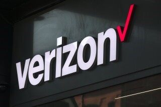 美國媒體報道指，李平曾任職美國大型電信公司Verizon。美聯社