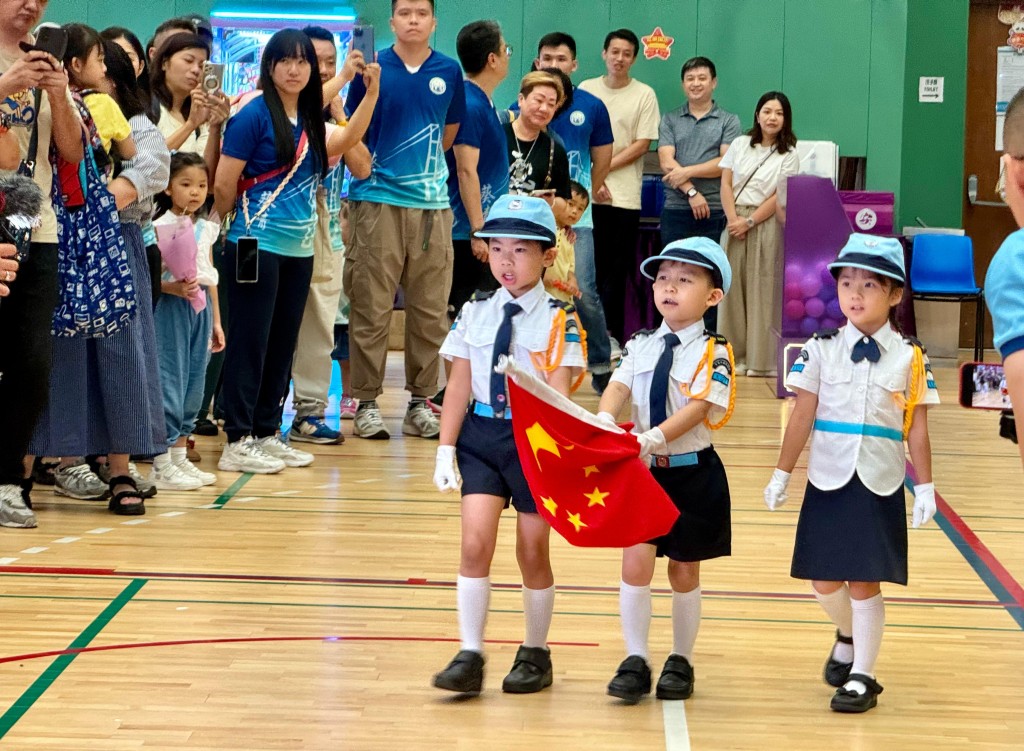 蔡若蓮形容學生了解到國旗與國歌有凝聚民族團結的意識、是國家主權的象徵。資料圖片 蔡若蓮形容學生了解到國旗與國歌有凝聚民族團結的意識、是國家主權的象徵。資料圖片
