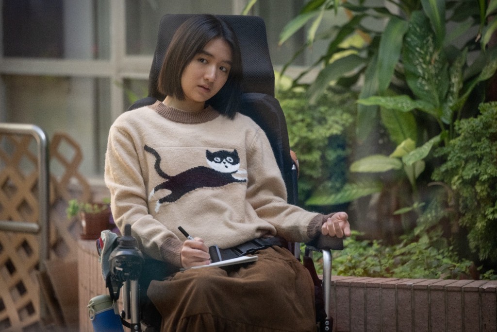 郭富城、許恩怡飾演父女「鄧叔彥」與「鄧辭」,家庭幾近破碎。 郭富城、許恩怡飾演父女「鄧叔彥」與「鄧辭」,家庭幾近破碎。