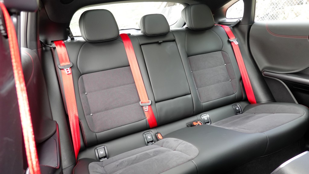 smart #3 Brabus電動四驅SUV全車配備紅色安全帶