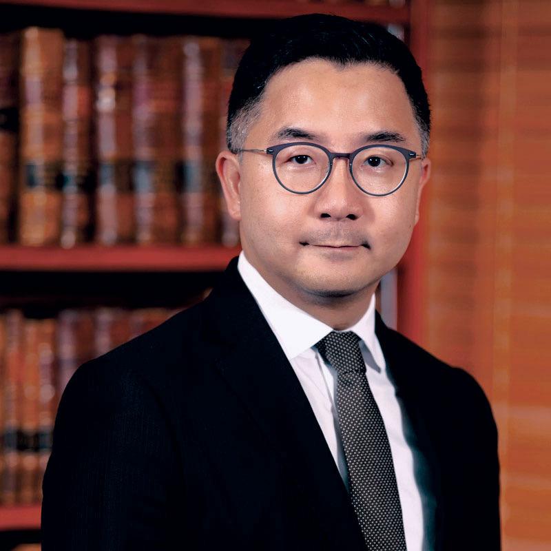 大律師公會前名譽秘書及財政嚴永錚資深大律師亦會出席各場研討會。 大律師公會前名譽秘書及財政嚴永錚資深大律師亦會出席各場研討會。