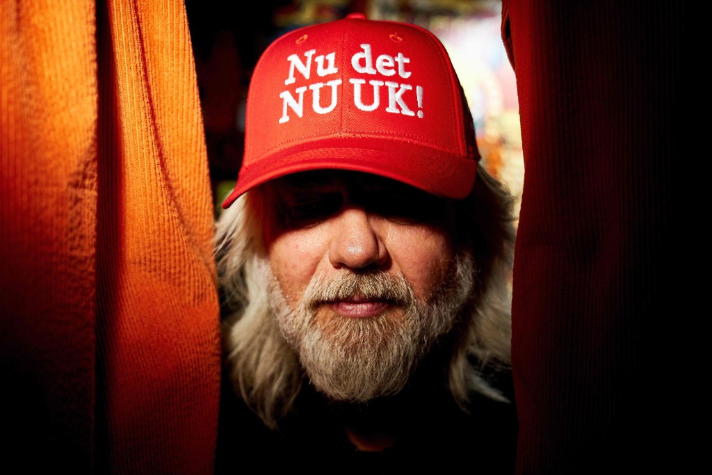 这款帽子印有「Nu det NUUK」字样的设计，意指「到此为止」。法新社