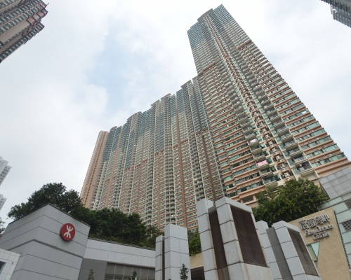 蔚藍灣畔3房套1503.8萬成交
