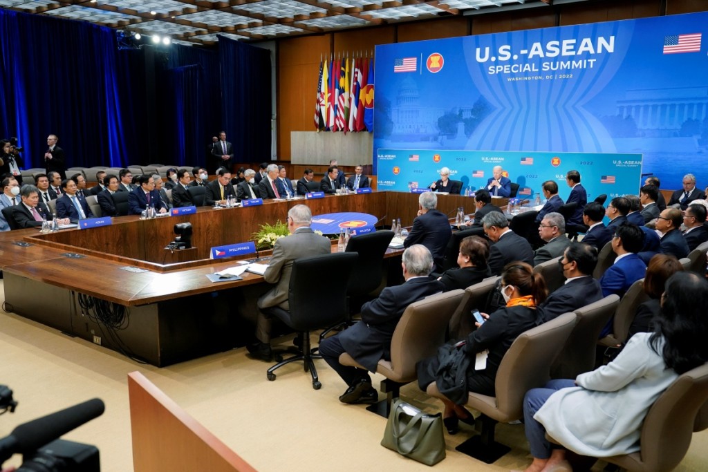 拜登周五在華盛頓與東盟成員國領袖舉行特別峰會。AP