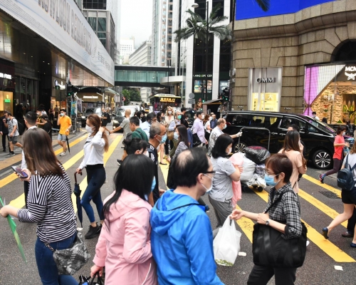 綜援生果金等人士周五起可獲發「雙糧」。資料圖片