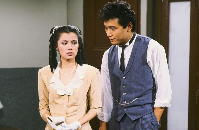 苗僑偉與翁美玲在1984年民初劇《生鏽橋王》，再被配對。