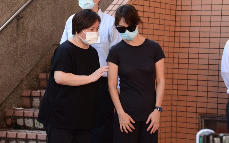 何超蕸與何超鳳