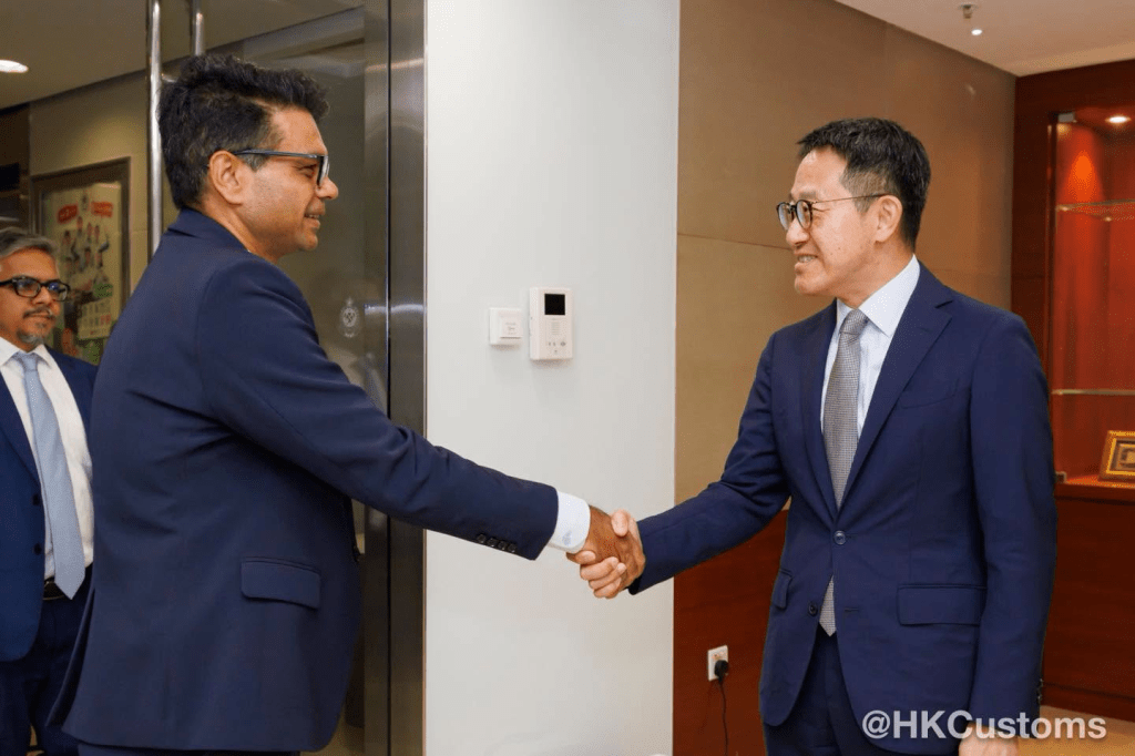 香港海關與孟加拉駐港總領事會面。 香港海關與孟加拉駐港總領事會面。