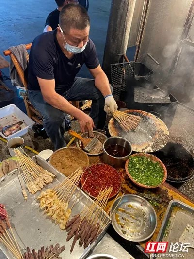 湖南的燒烤產業蓬勃。紅網論壇@清風徐來之 