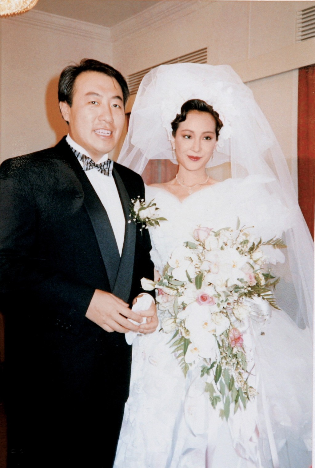 薛芷倫與馬清偉（左）於1989年結婚。