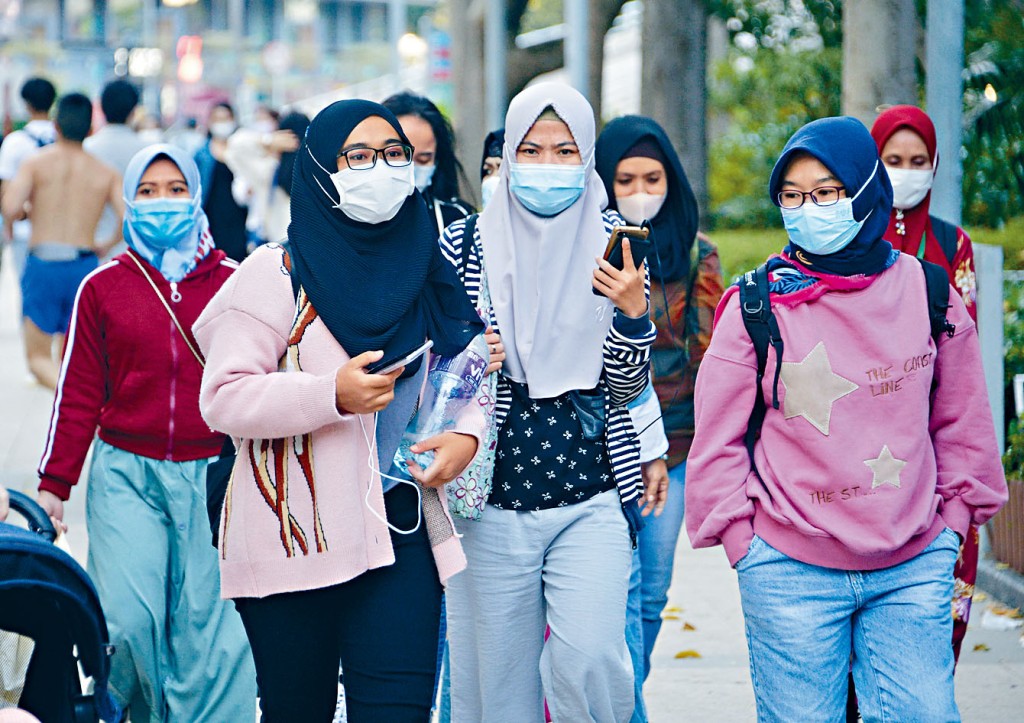 本港僱主聘請印傭的中介費或增至超過兩萬元。