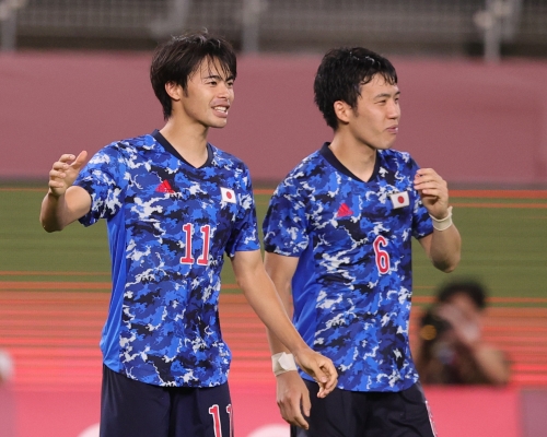 日本憑互射十二碼勝4:2，成功氣走紐西蘭。Reuters