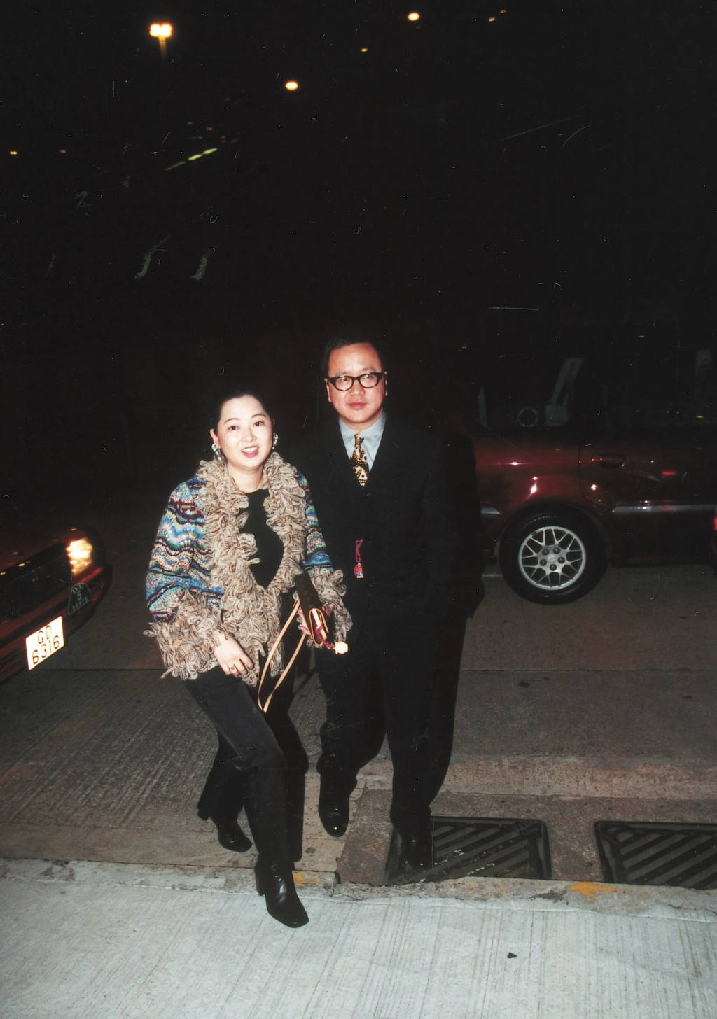 陈家碧早年与老公余锦远出席很多活动。