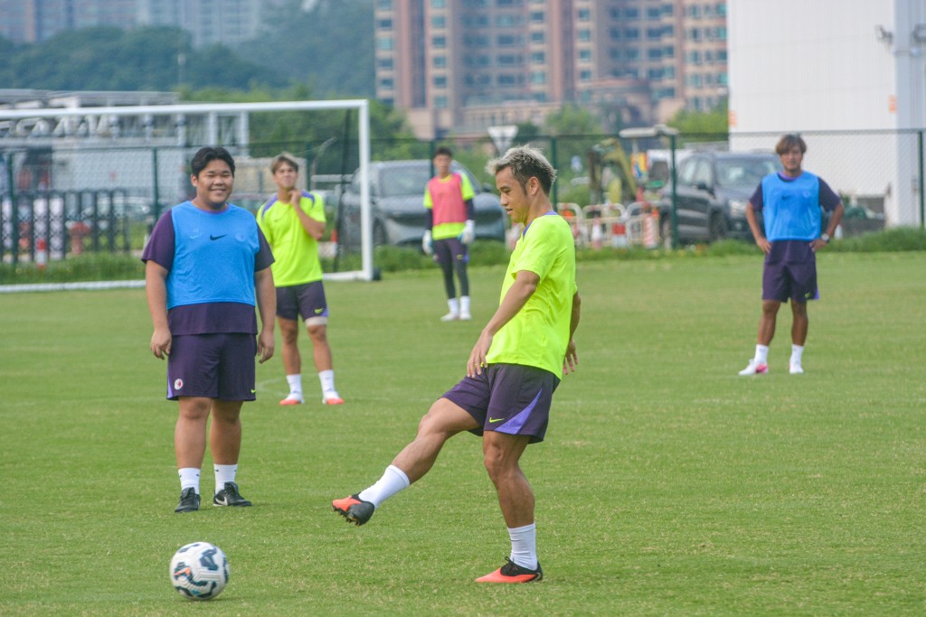 港隊U23男足周一在賽馬會香港足球總會足球訓練中心進行操練。攝影：魏國謙