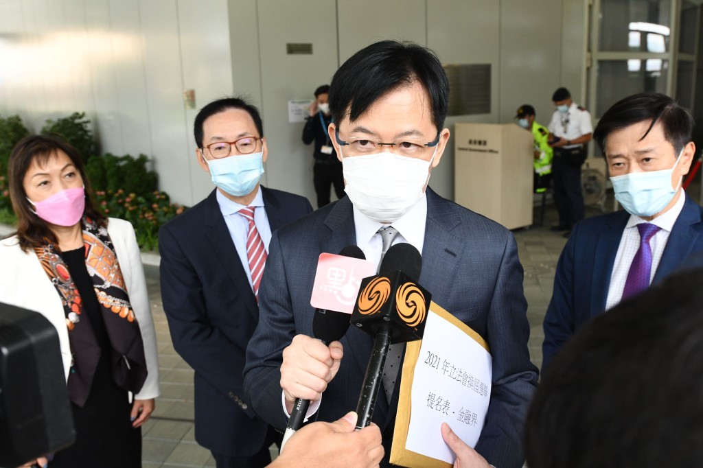 陳振英參選金融界。