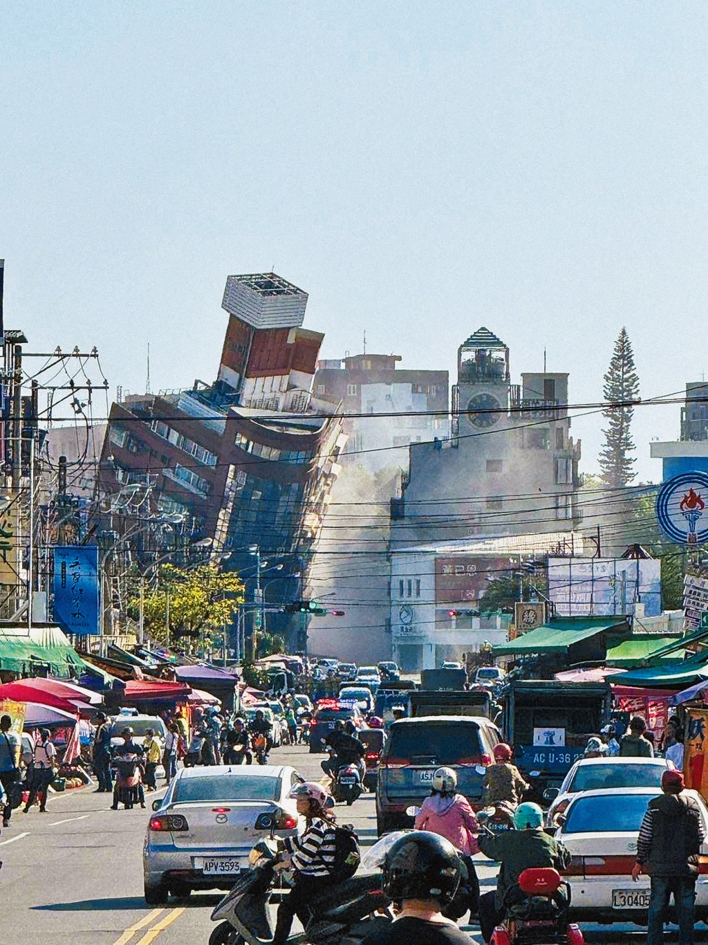 台灣中央氣象署表示,今次地震的威力約等同32顆原子彈爆發,而且離陸地相當近,是極淺層地震,因此全台有感。當局預計未來3天可能有規模6.5級至7級的餘震。