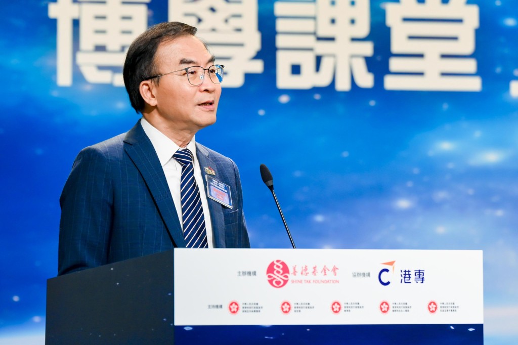 全國政協委員、港專學院校長陳卓禧。
