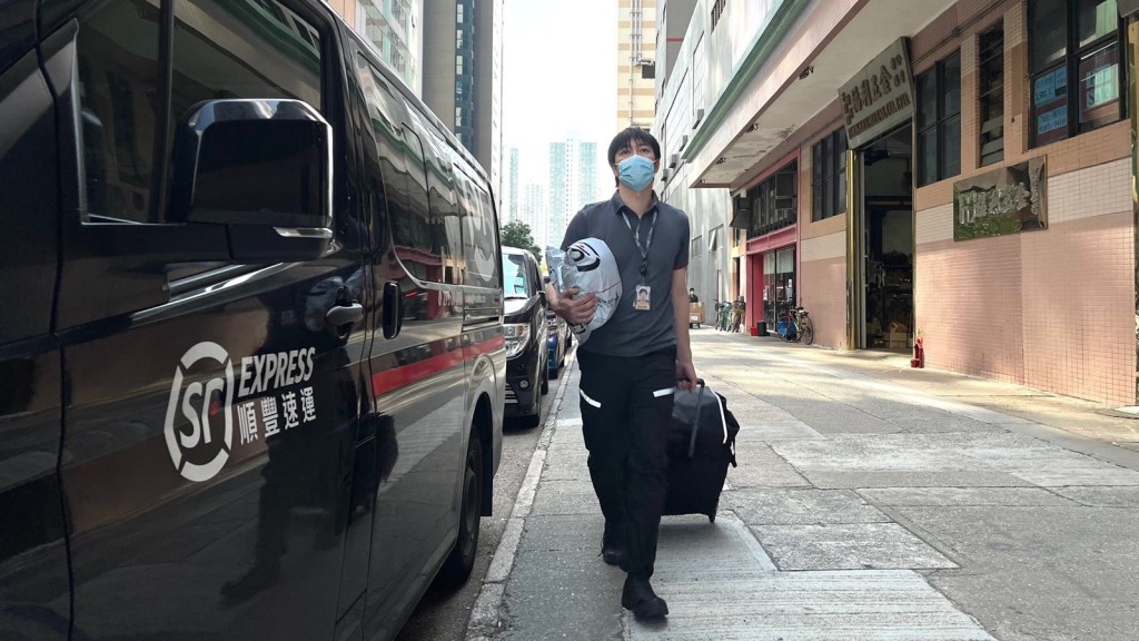 順豐即日起至7月18日暫停澳門往來快件服務。資料圖片