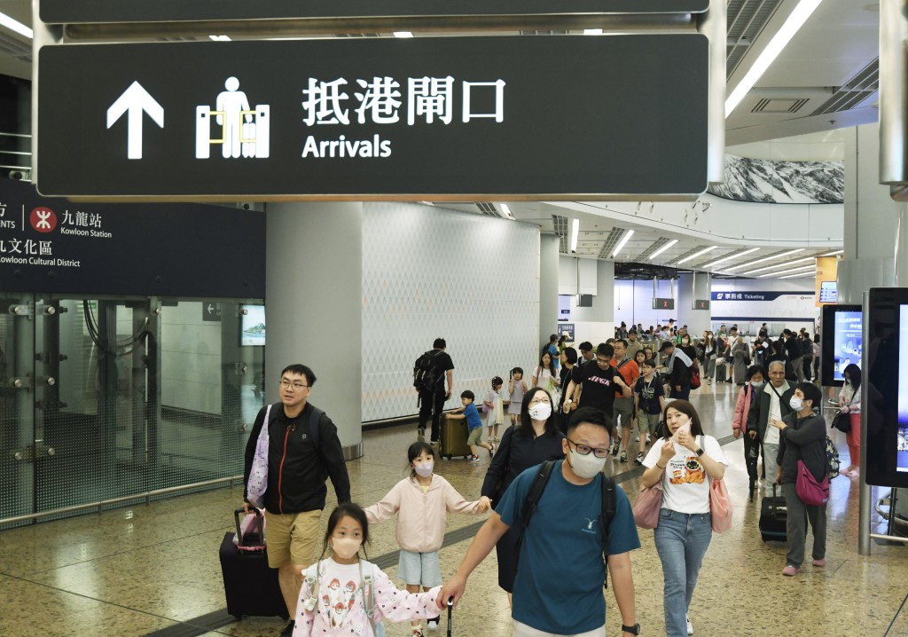 由香港西九龍開往長沙南的高速鐵路列車車次G6114，將延遲至大約60分鐘開出。資料圖片