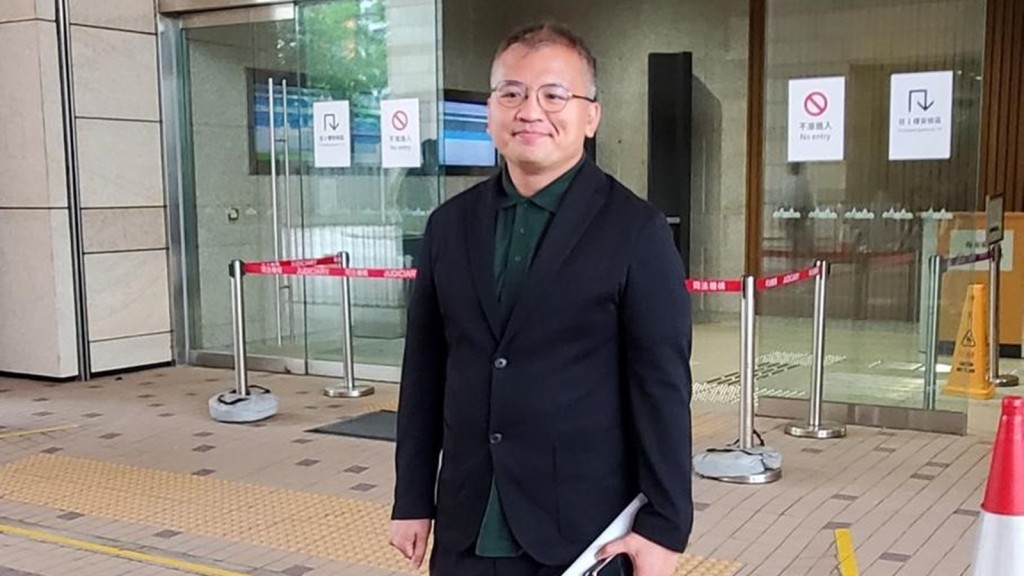 記協主席陳朗昇被控阻差辦公表證成立,案件明天(18日)續審。