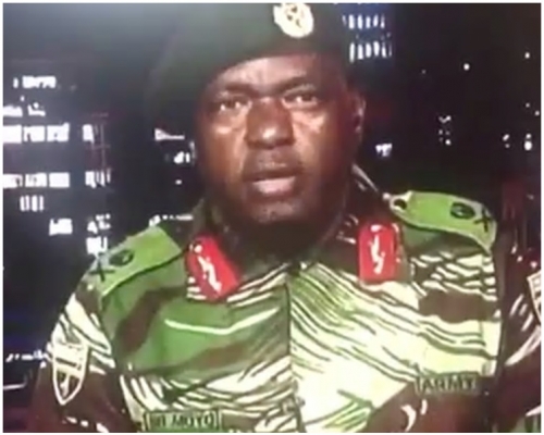 军方在接管国家电视台总部后宣读了一份声明。