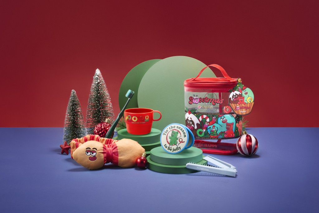 送15套太古城中心Sweetmas出遊系列旅行袋套裝(圖片來源:太古城中心) 送15套太古城中心Sweetmas出遊系列旅行袋套裝(圖片來源:太古城中心)