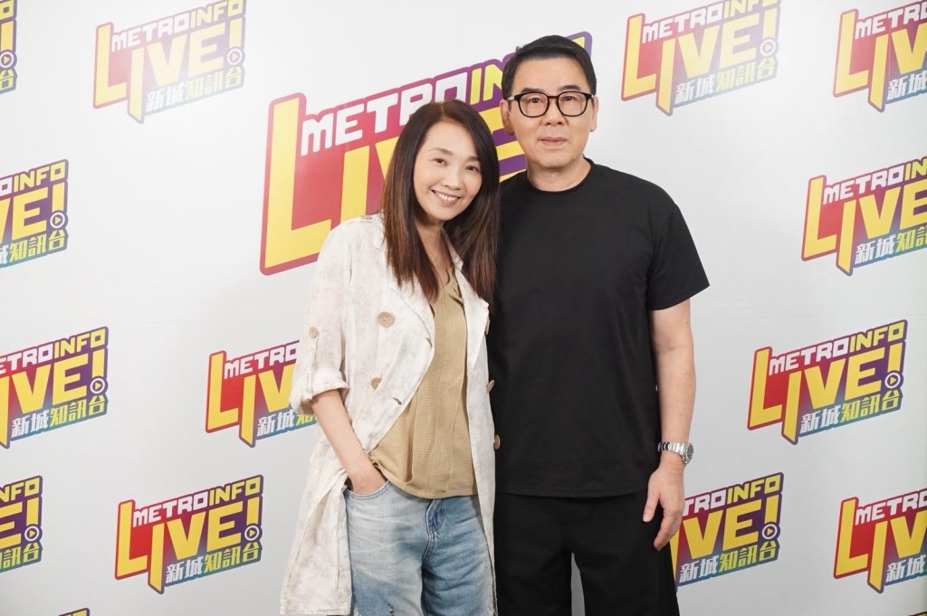 王書麒與許秋怡在節目上大談相識經過。 王書麒與許秋怡在節目上大談相識經過。