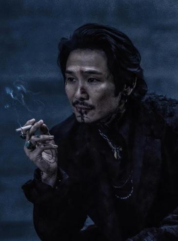 「橋言集團」大公子李文狄，由杜德偉飾演，接手犯罪王國。