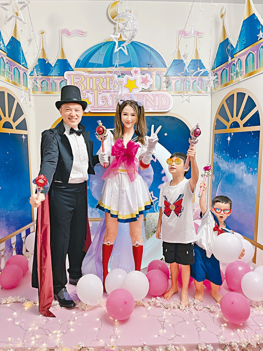 ■Marie变身美女少战士，孖礼服蒙面侠老公及两位美少男仔仔齐齐放闪。