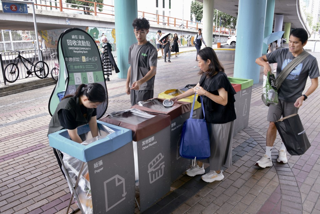 消委會分析指出,雖然市民已漸養成回收塑膠及金屬習慣,但新納入研究的廚餘回收率仍較低。 消委會分析指出,雖然市民已漸養成回收塑膠及金屬習慣,但新納入研究的廚餘回收率仍較低。