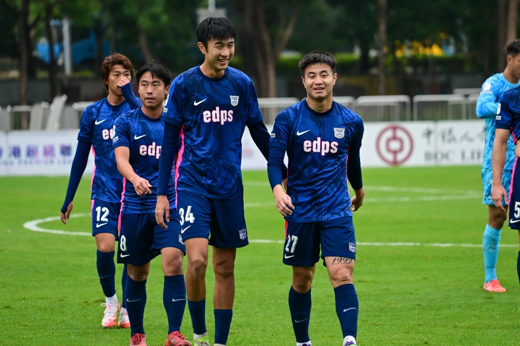 今場齊建攻的甘智健和林樂勤。攝影：魏國謙