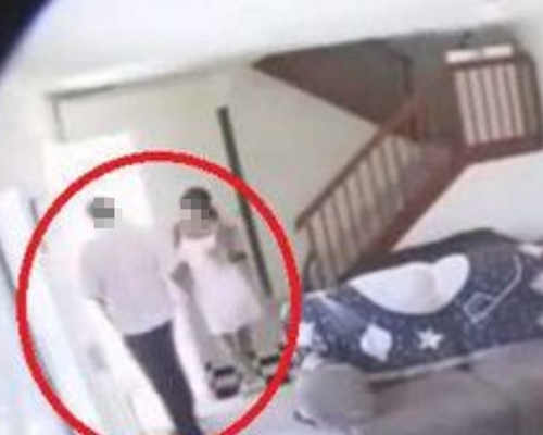 江蘇男上網睇片驚見自己老婆與人親熱，帶女兒做親子鑒定，揭發姦情，申請離婚。（網圖）