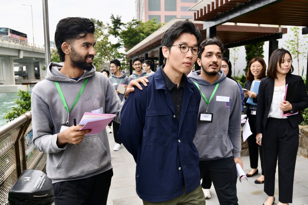 參加者需參與埋伏及拘捕任務,在嫌疑人交易時人贓並獲。  參加者需參與埋伏及拘捕任務,在嫌疑人交易時人贓並獲。