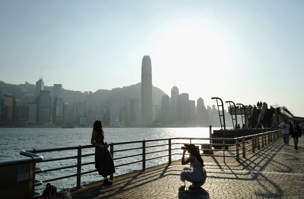 天文台今早（8日）錄得20.9°C，是入秋以來的最低紀錄。資料圖片